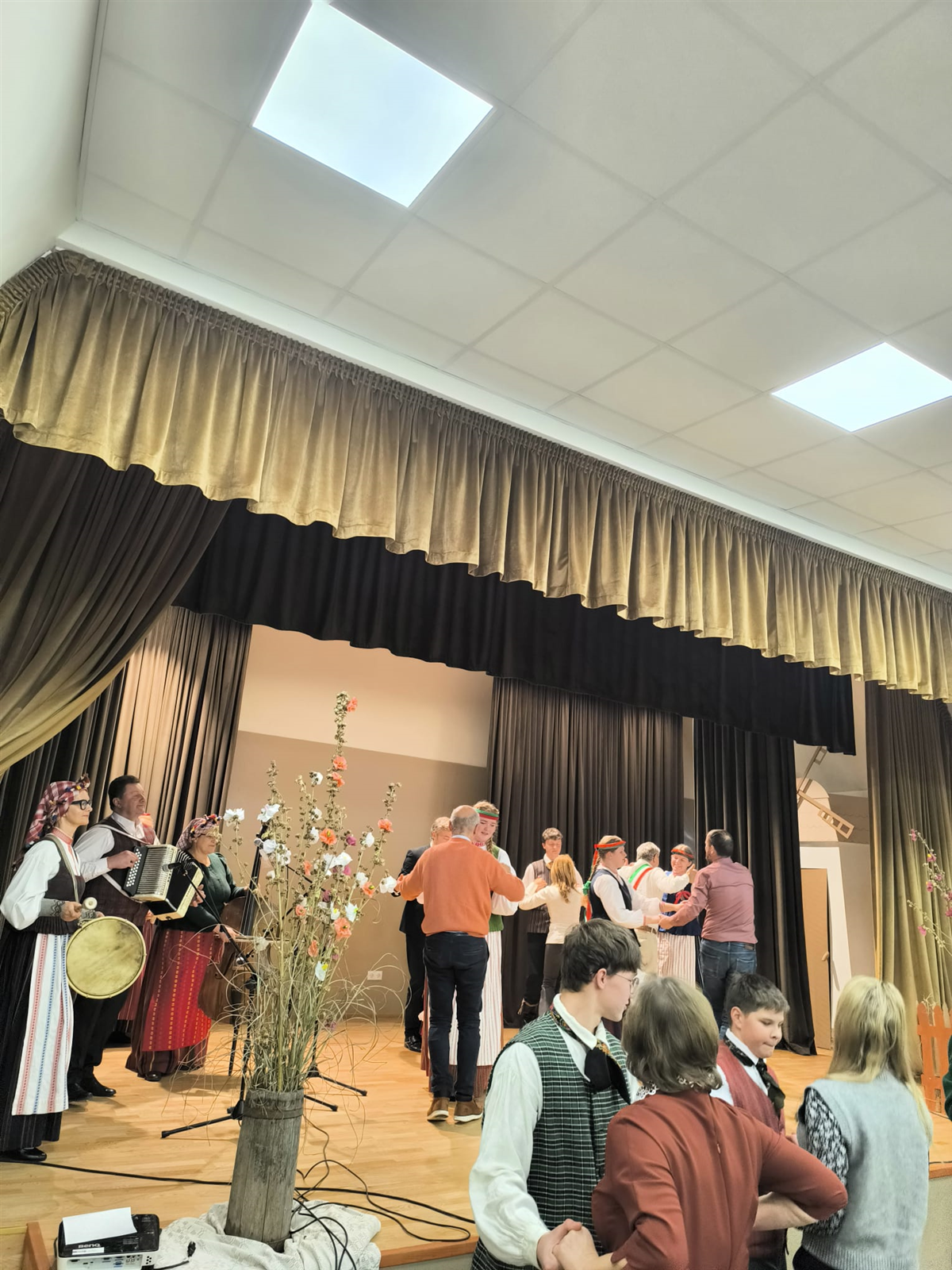 WhatsApp Image 2025-11-23 at 112946